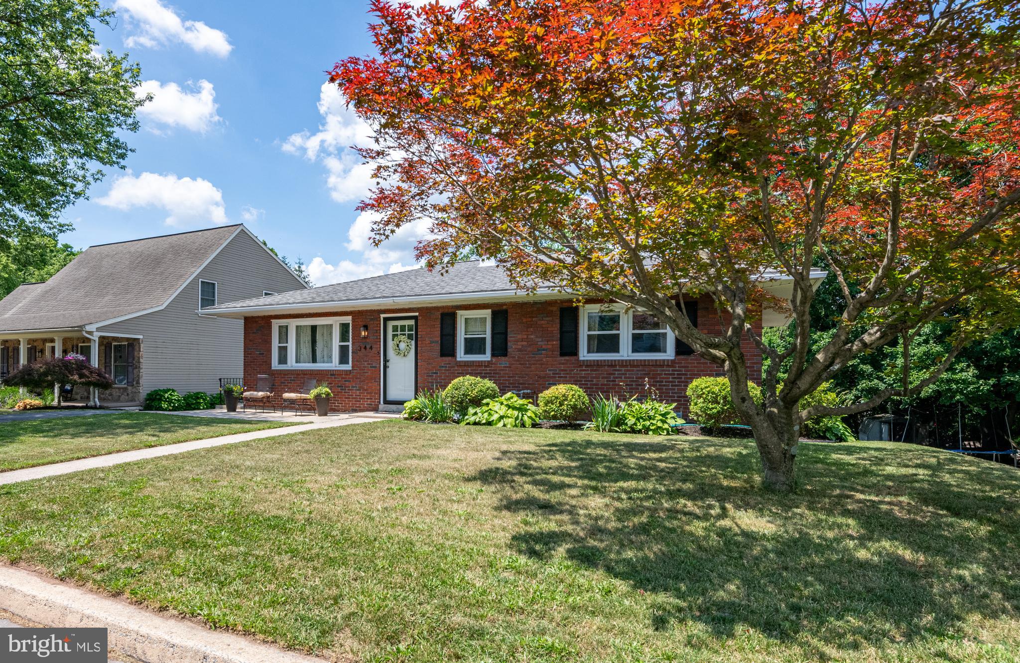 344 PENNWYN PLACE