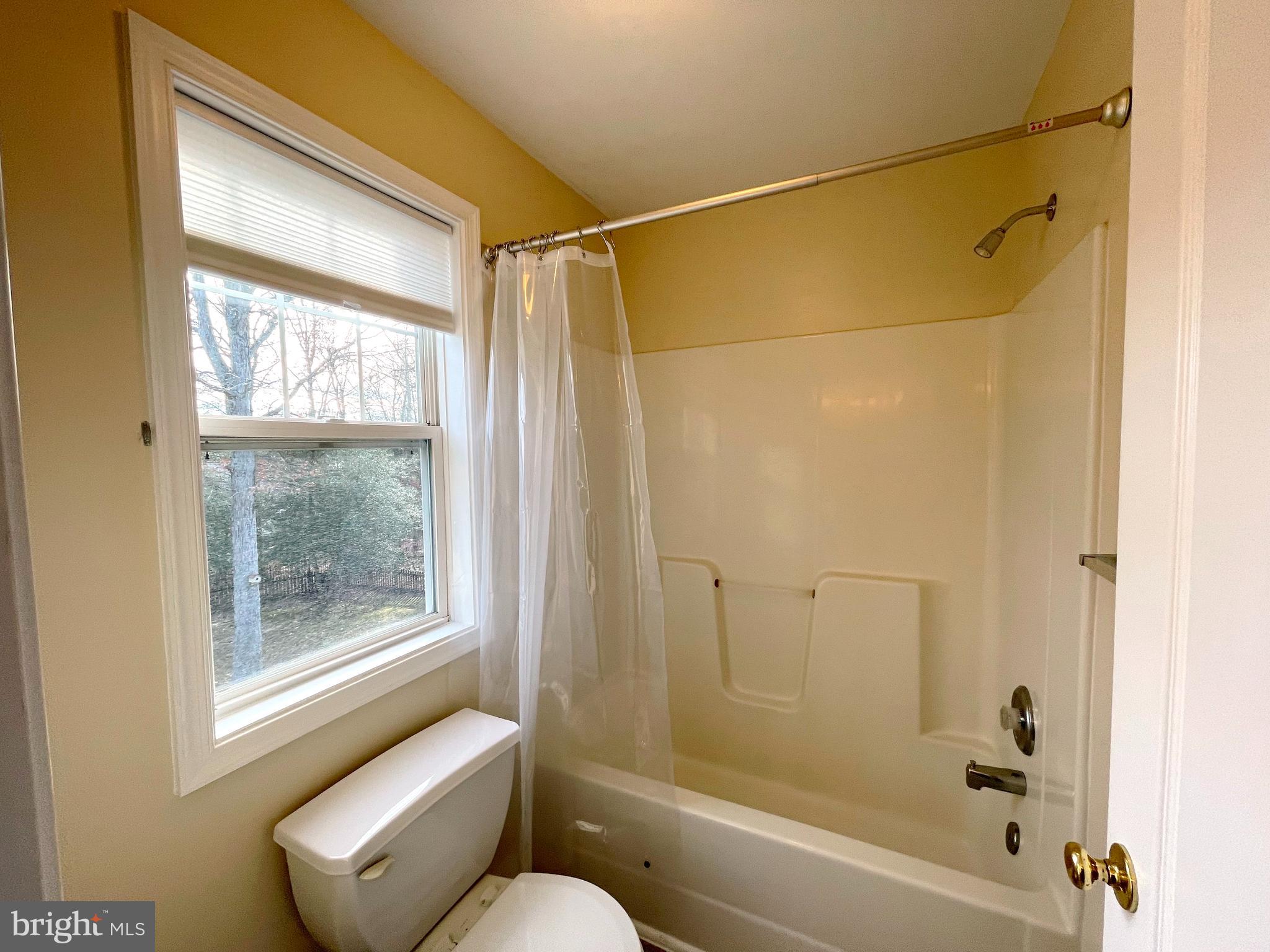 JORDAN AT SINGLETREE - Residential Lease