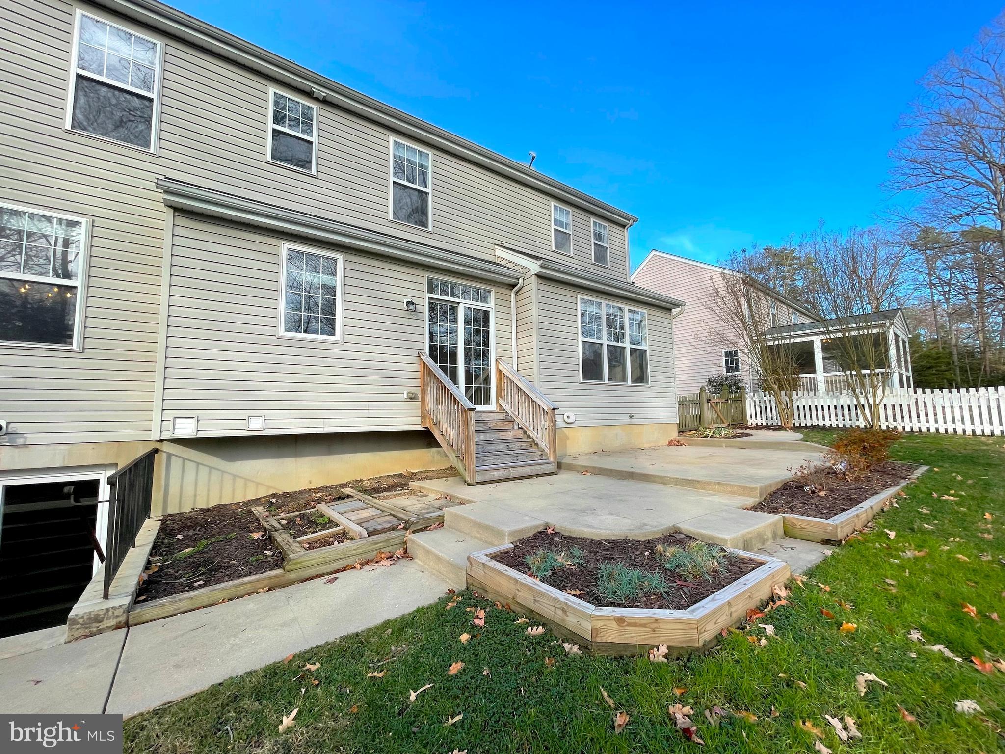 JORDAN AT SINGLETREE - Residential Lease