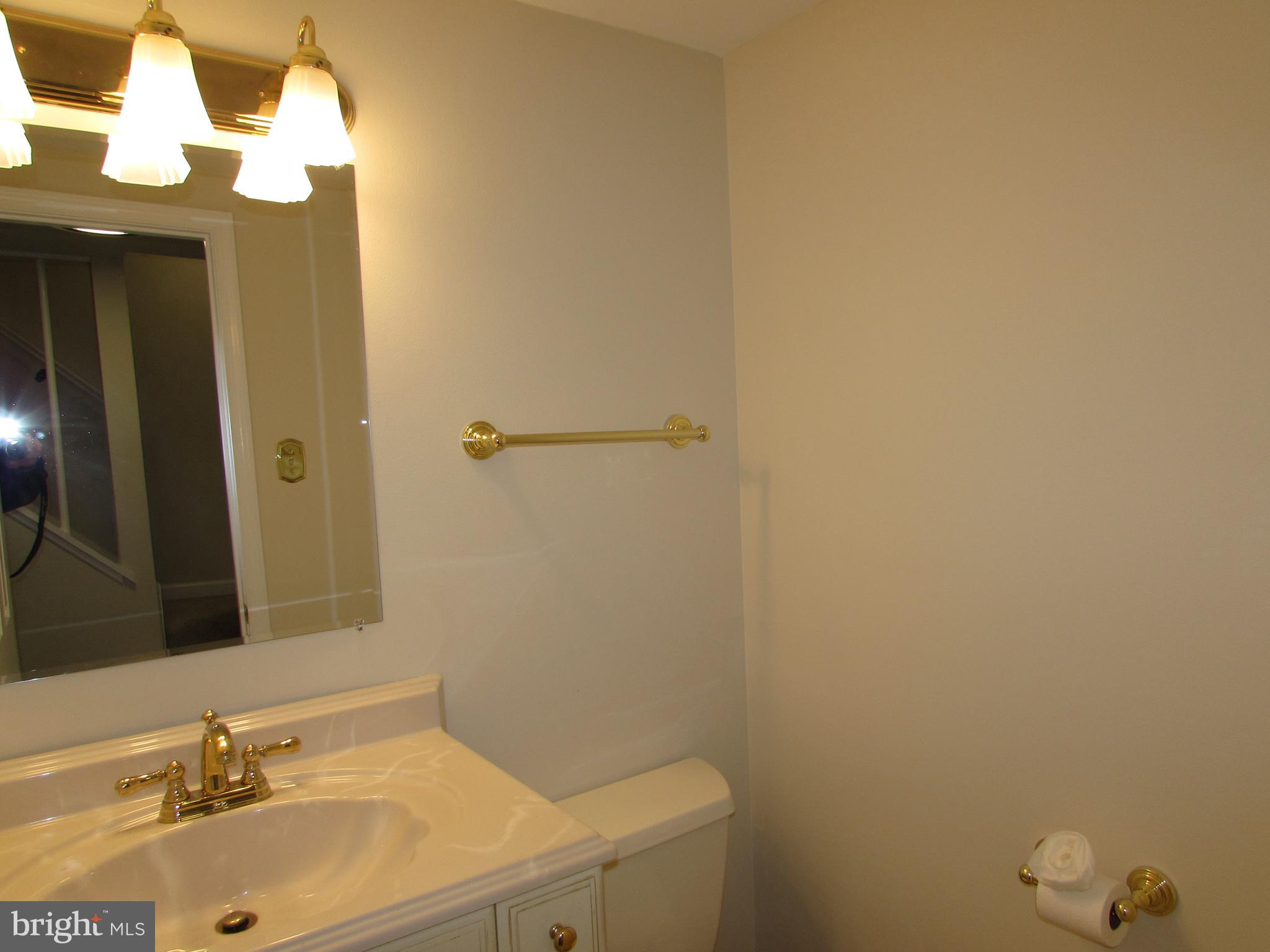 CHARING CROSS - Residential