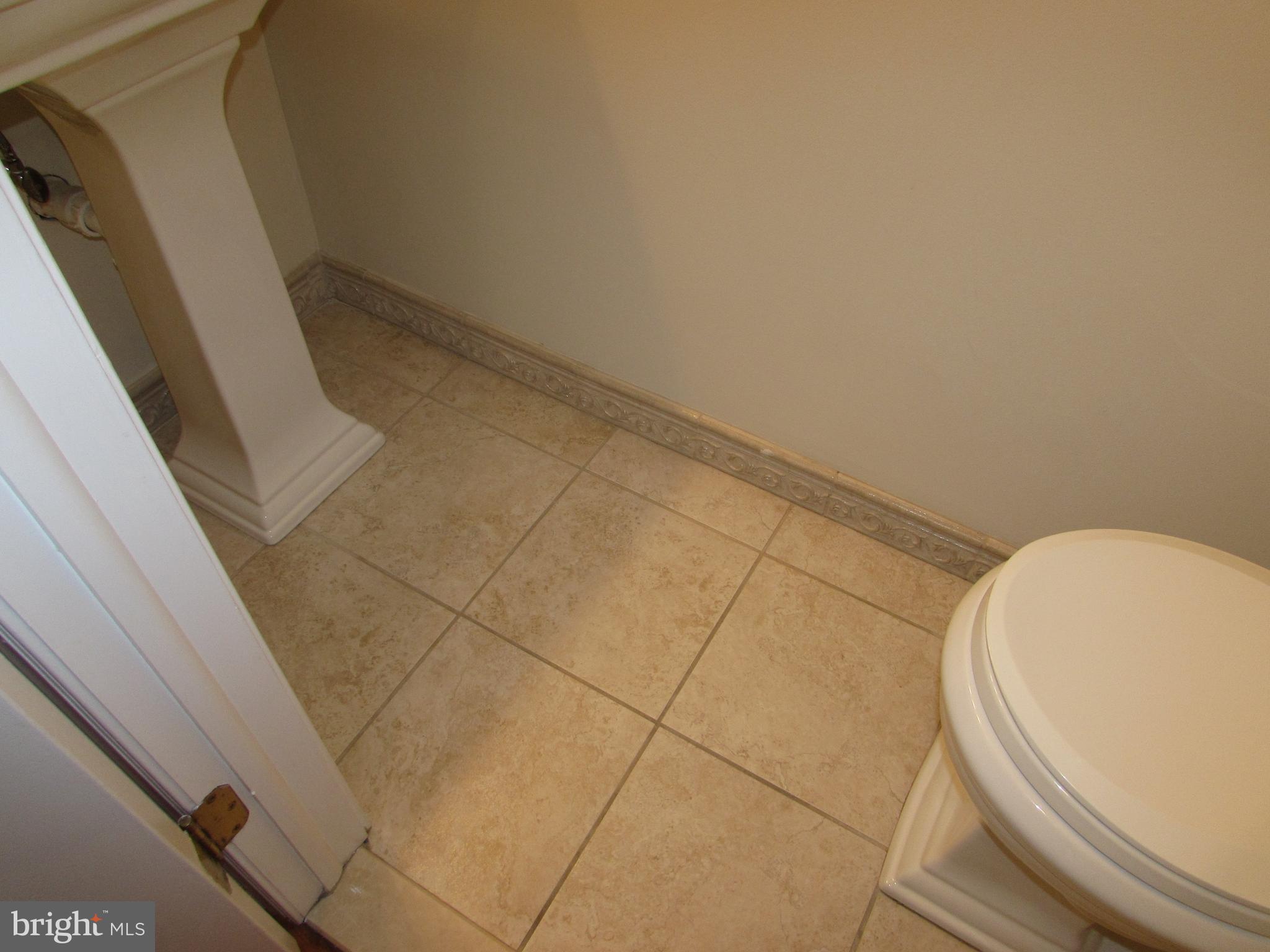 CHARING CROSS - Residential