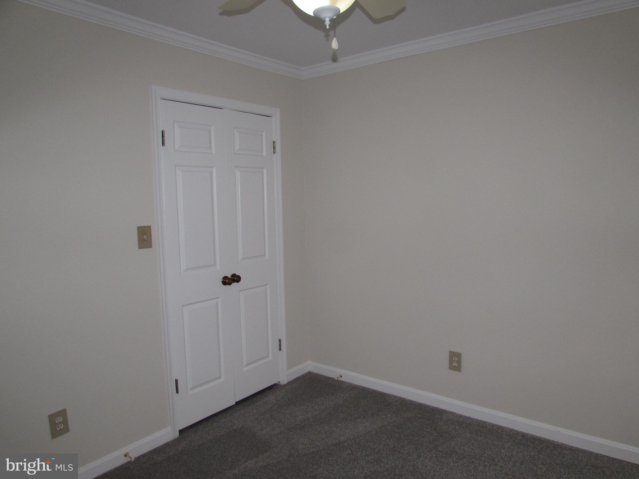 CHARING CROSS - Residential