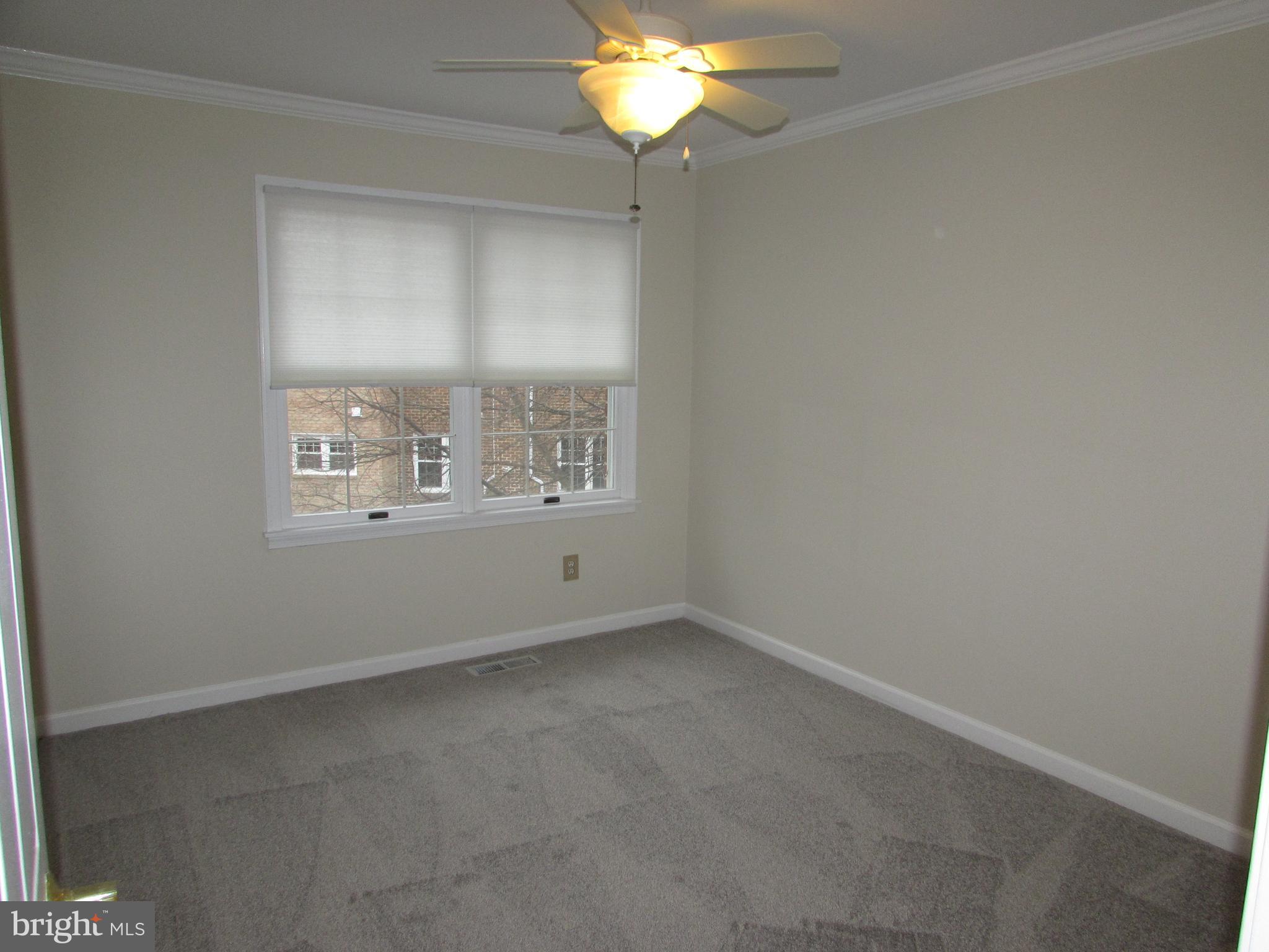 CHARING CROSS - Residential