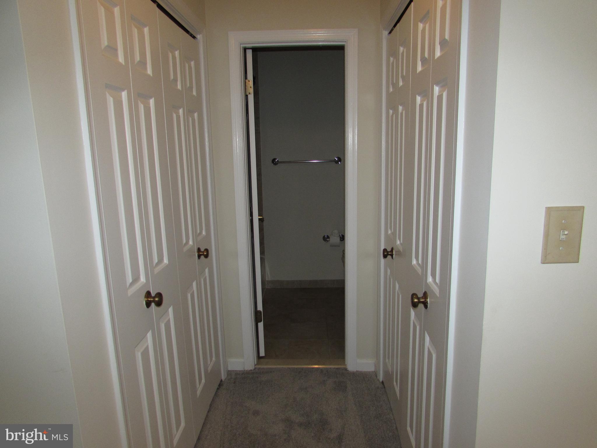 CHARING CROSS - Residential