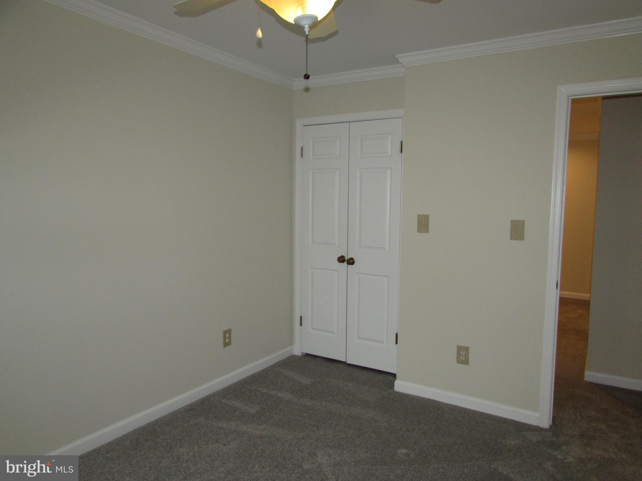 CHARING CROSS - Residential