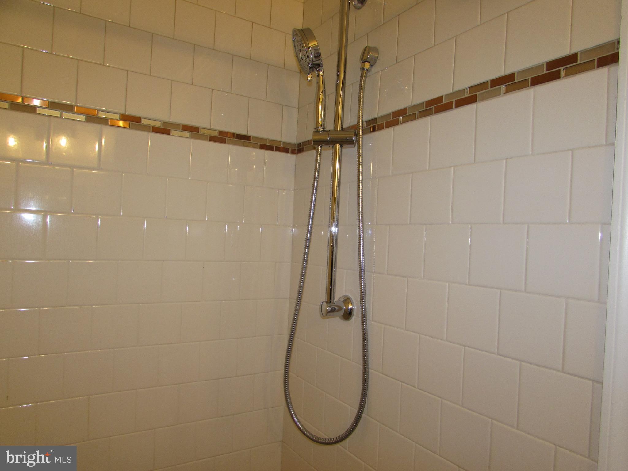 CHARING CROSS - Residential