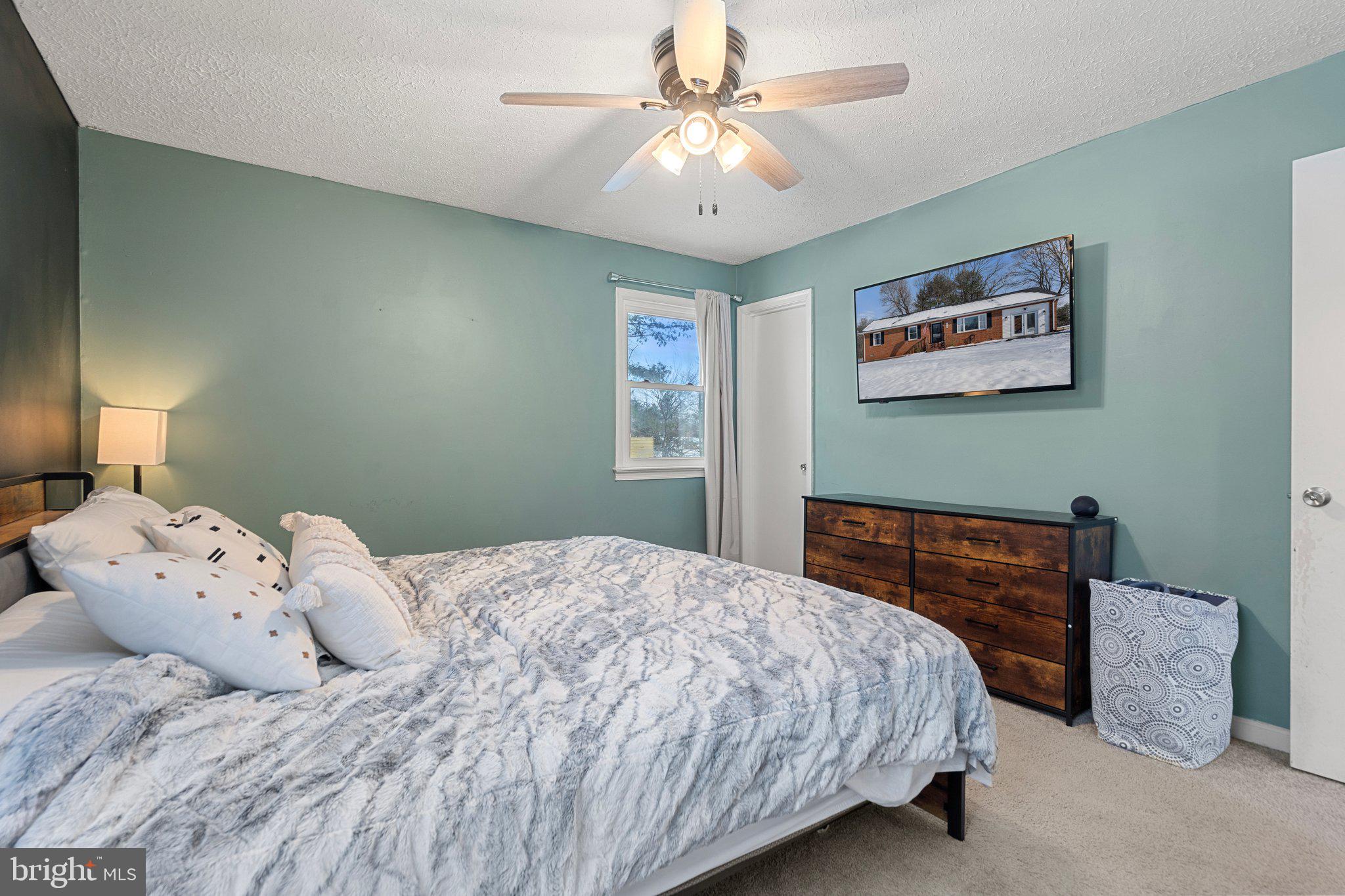 HIGH ACRES - Residential