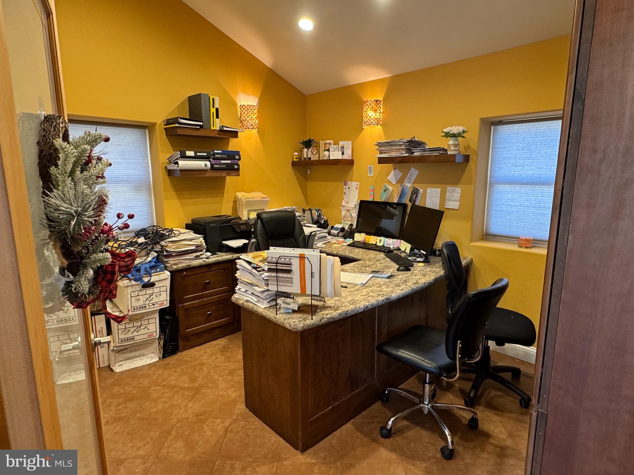 138 N COUNTY LINE ROAD