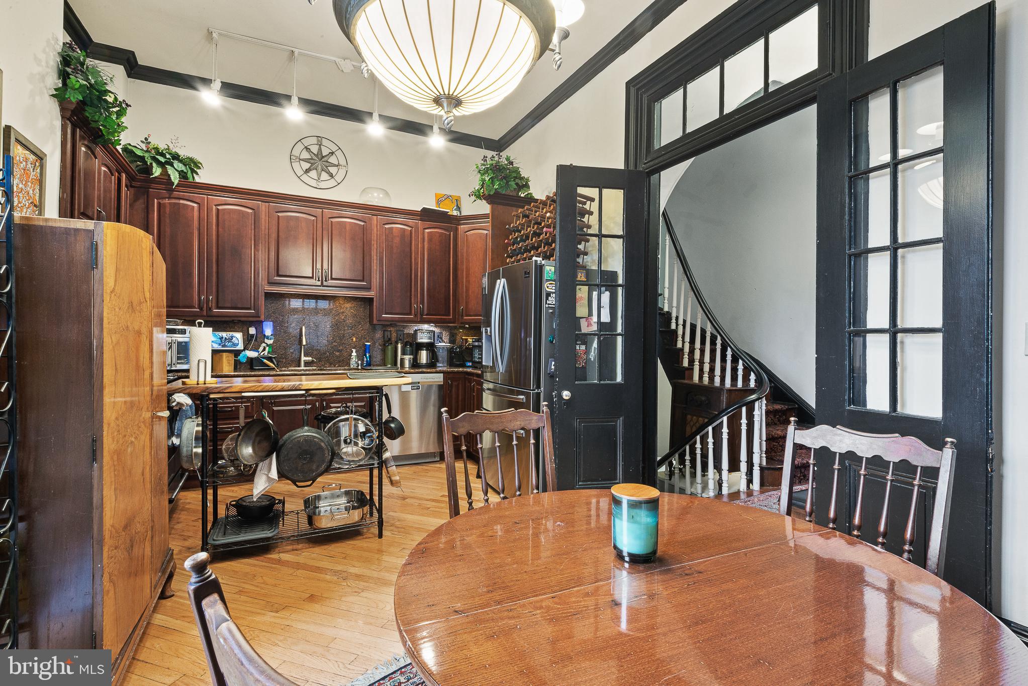 MOUNT VERNON PLACE HISTORIC DISTRICT - Residential