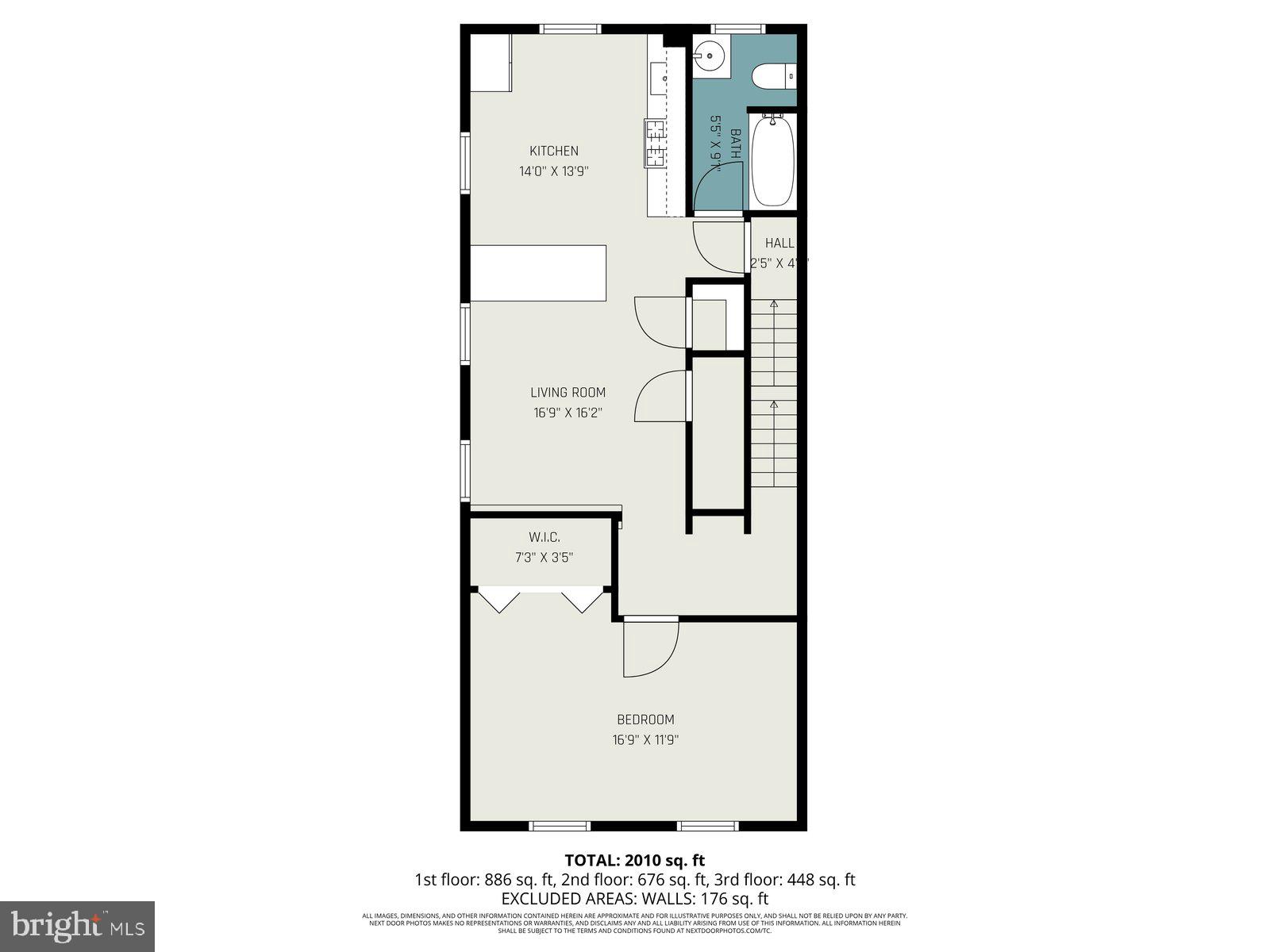 Main image without alt text