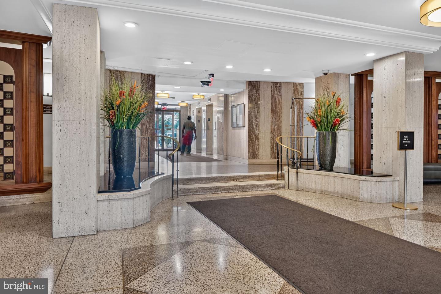 1111 W UNIVERSITY BOULEVARD W 714-A