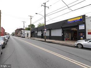 PORT RICHMOND - Commercial Lease