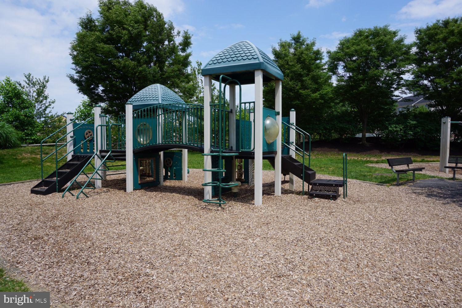 PINEY ORCHARD - Residential