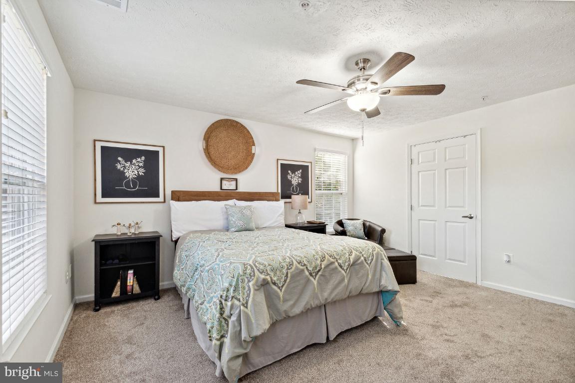 PINEY ORCHARD - Residential