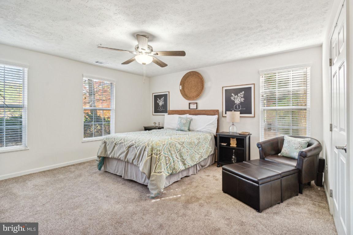 PINEY ORCHARD - Residential