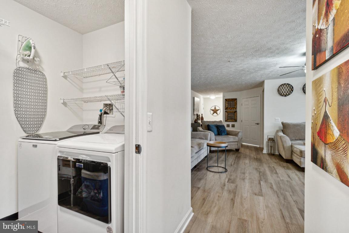 PINEY ORCHARD - Residential