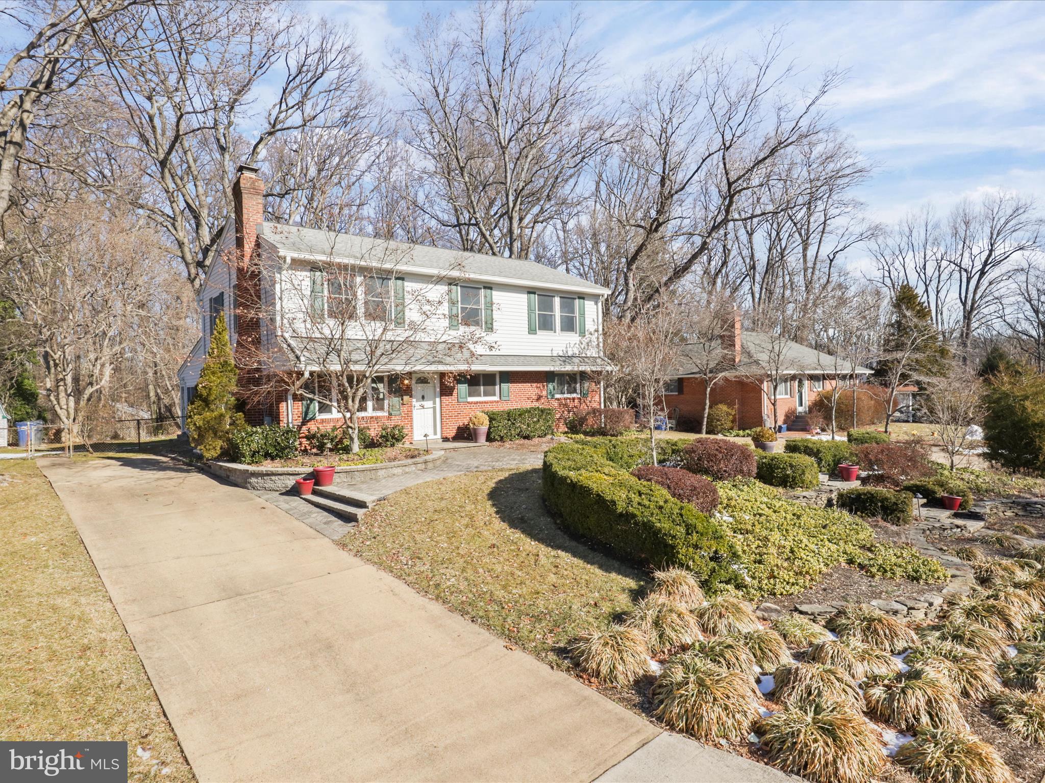 BROYHILL CREST - Residential