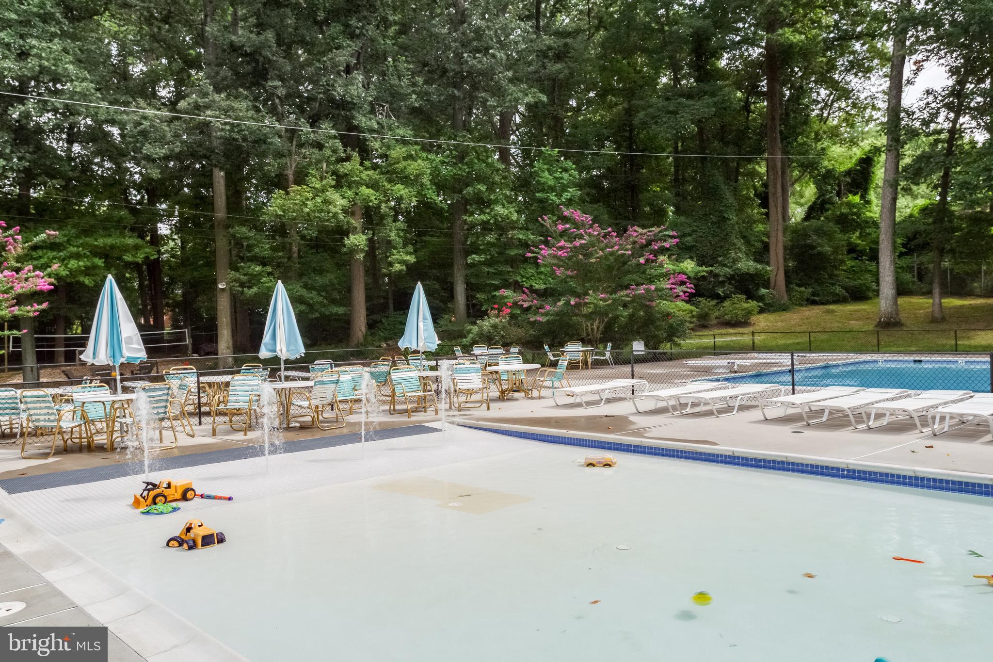 BROYHILL CREST - Residential