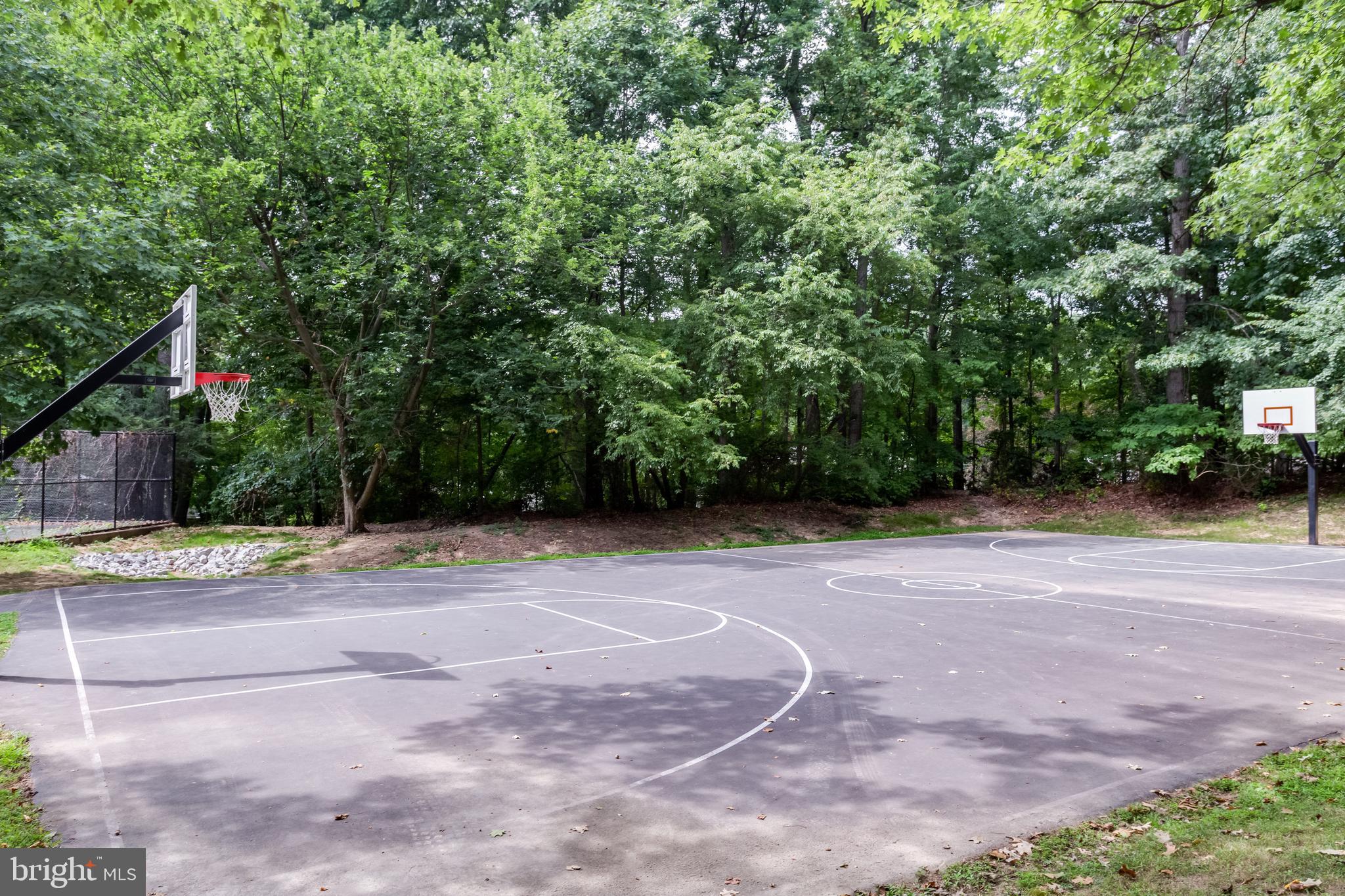 BROYHILL CREST - Residential