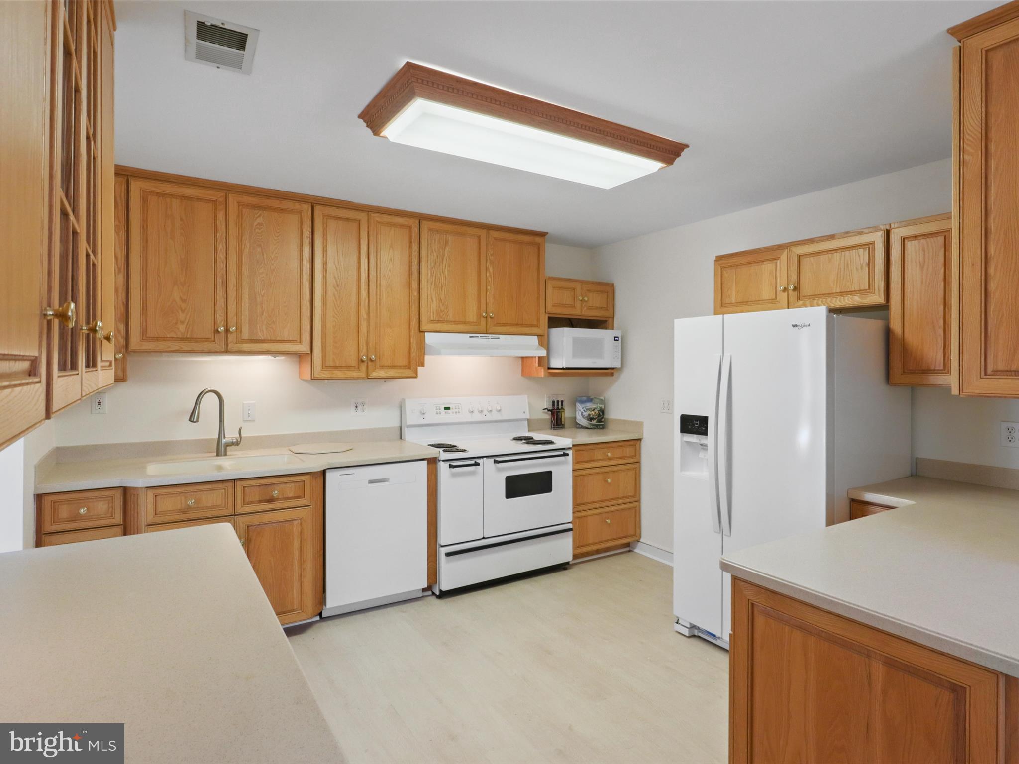 BROYHILL CREST - Residential