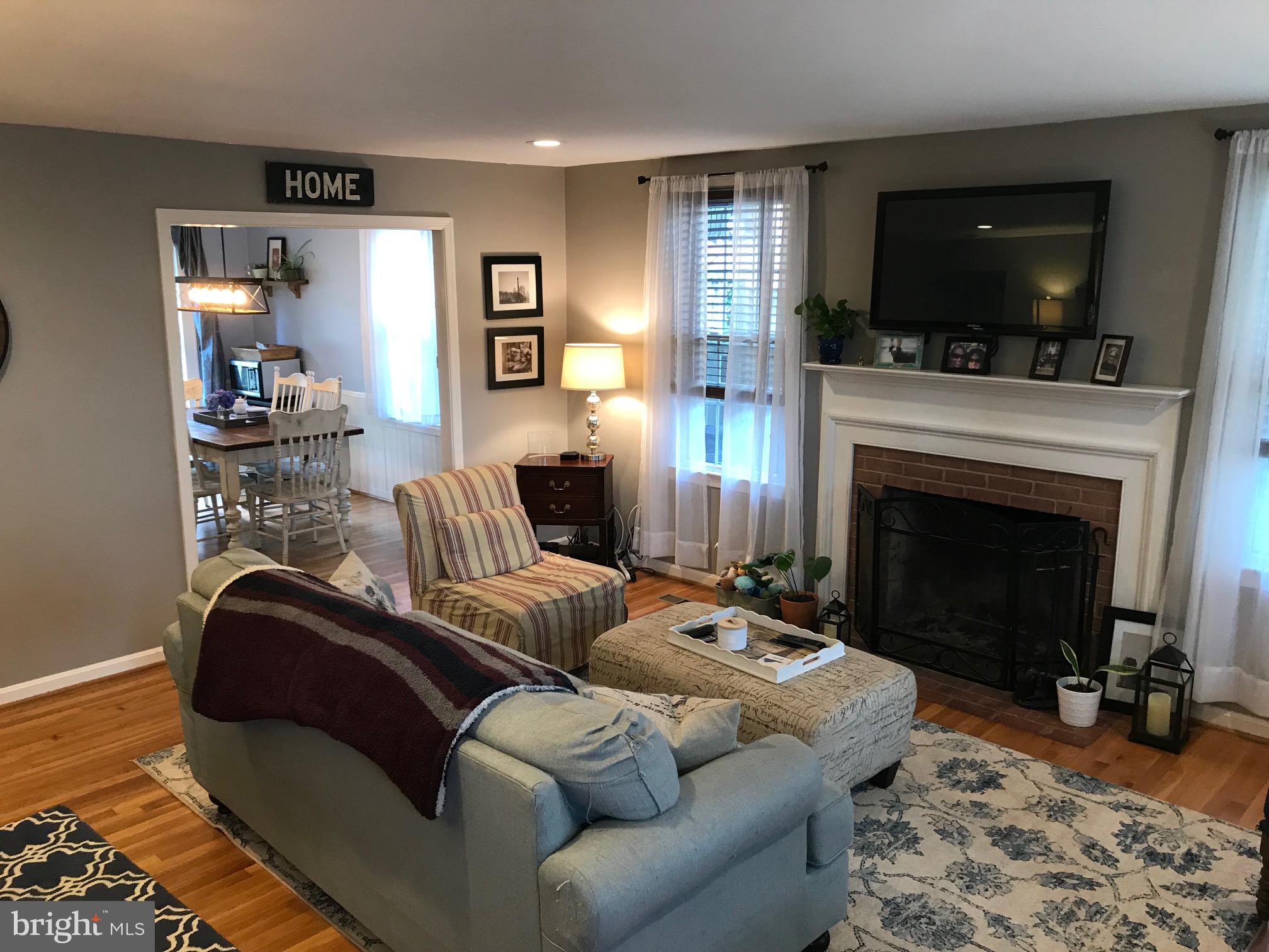 MT VERNON SQUARE TOWNHOUSE - Residential