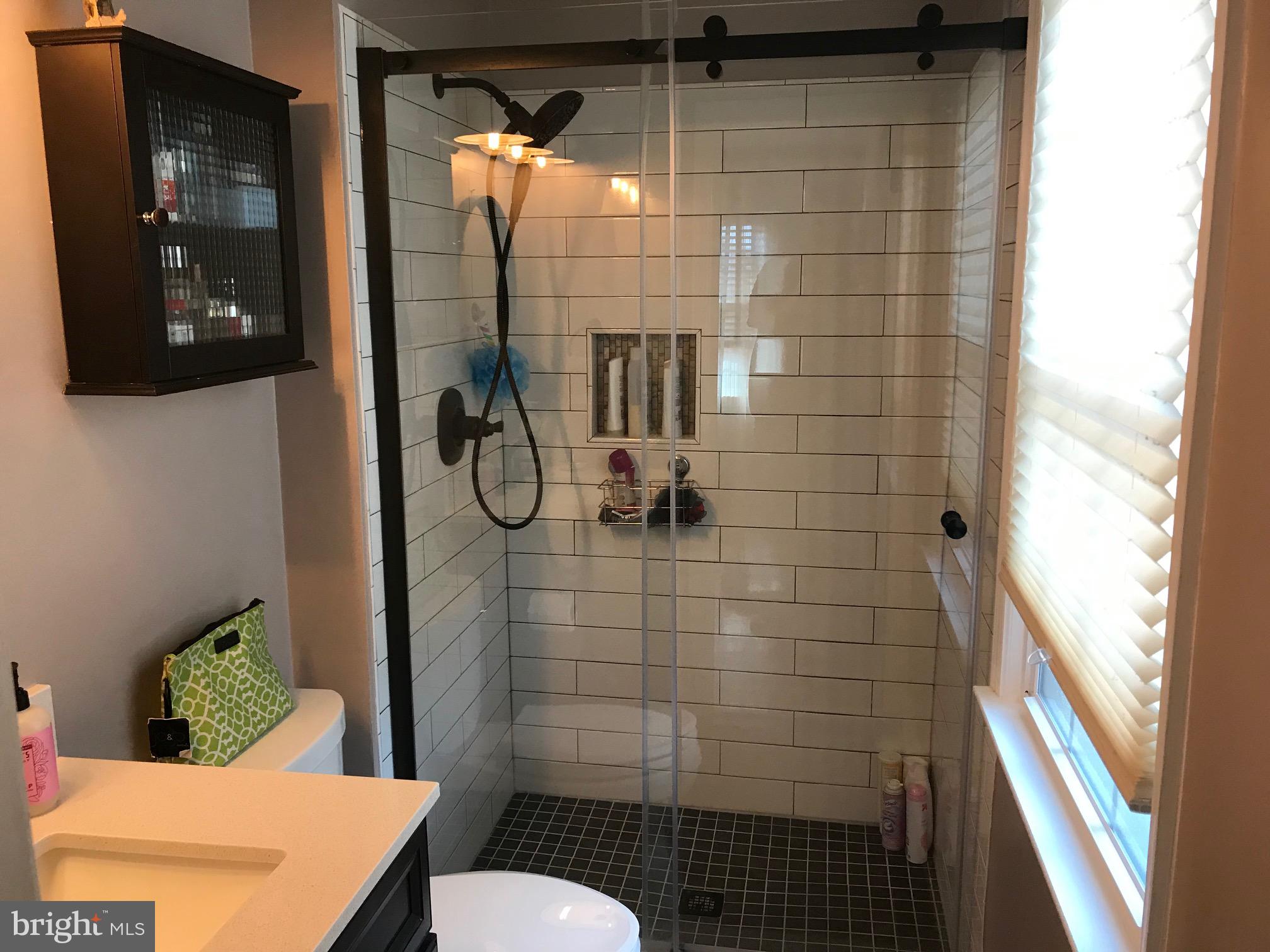 MT VERNON SQUARE TOWNHOUSE - Residential