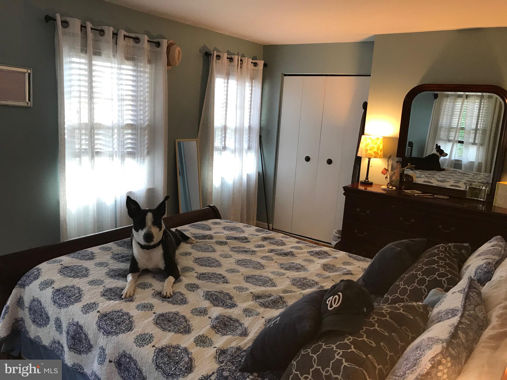 MT VERNON SQUARE TOWNHOUSE - Residential