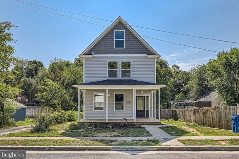 Homes For Sale - 5805 Kavon Avenue<br/> Baltimore City County, BALTIMORE, MD 21206