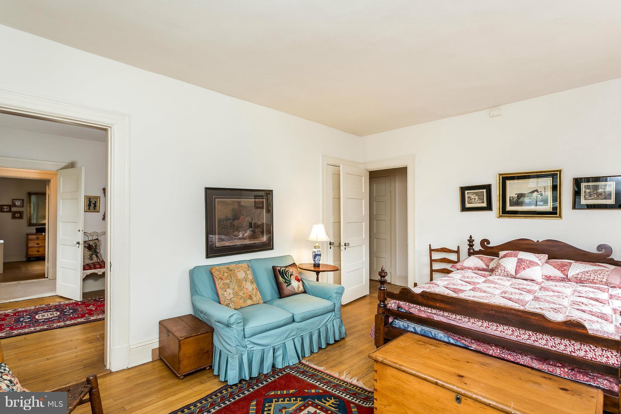 ROLAND PARK - Residential