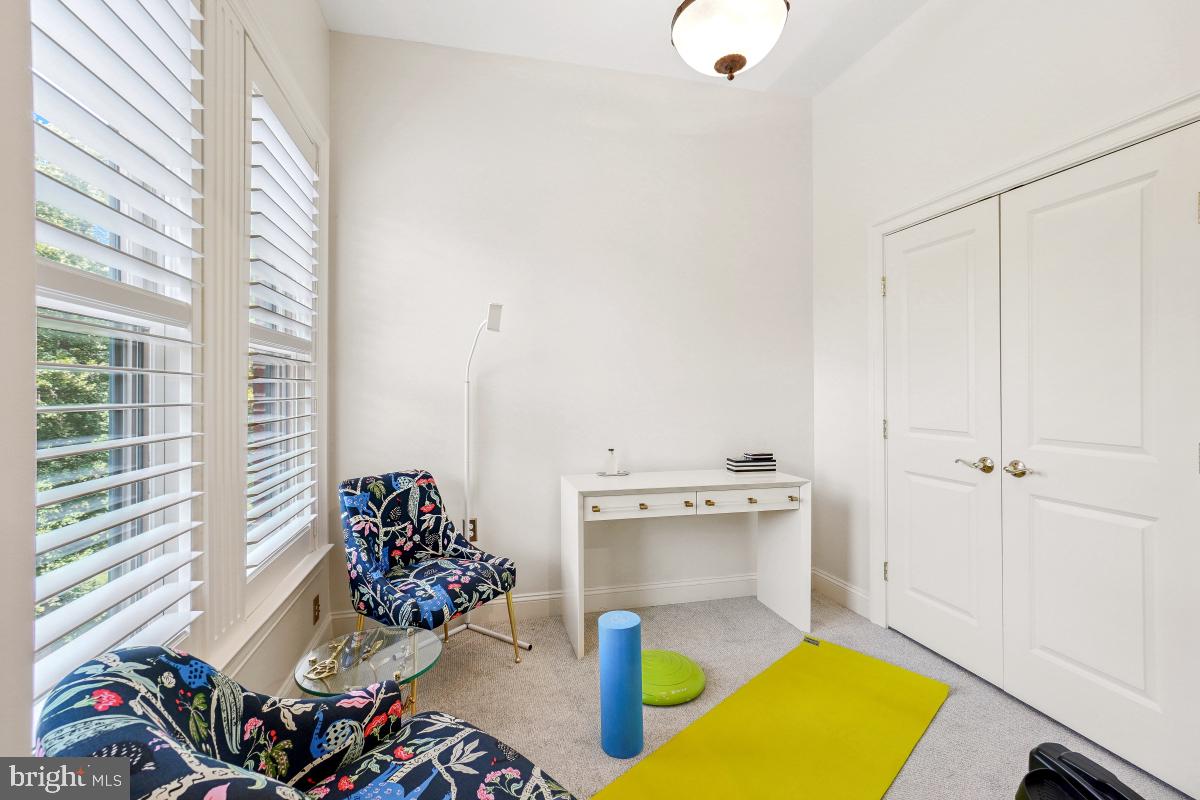 STRATHMORE PARK - Residential