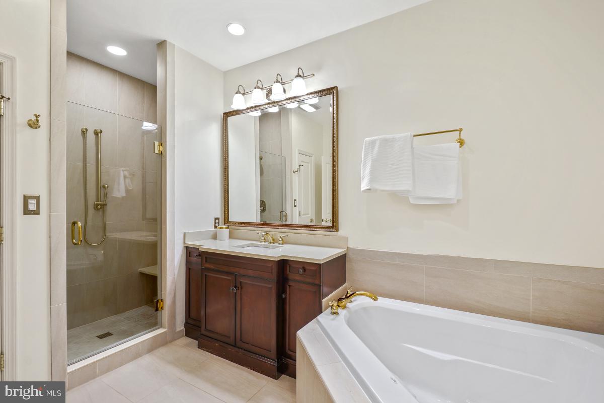 STRATHMORE PARK - Residential