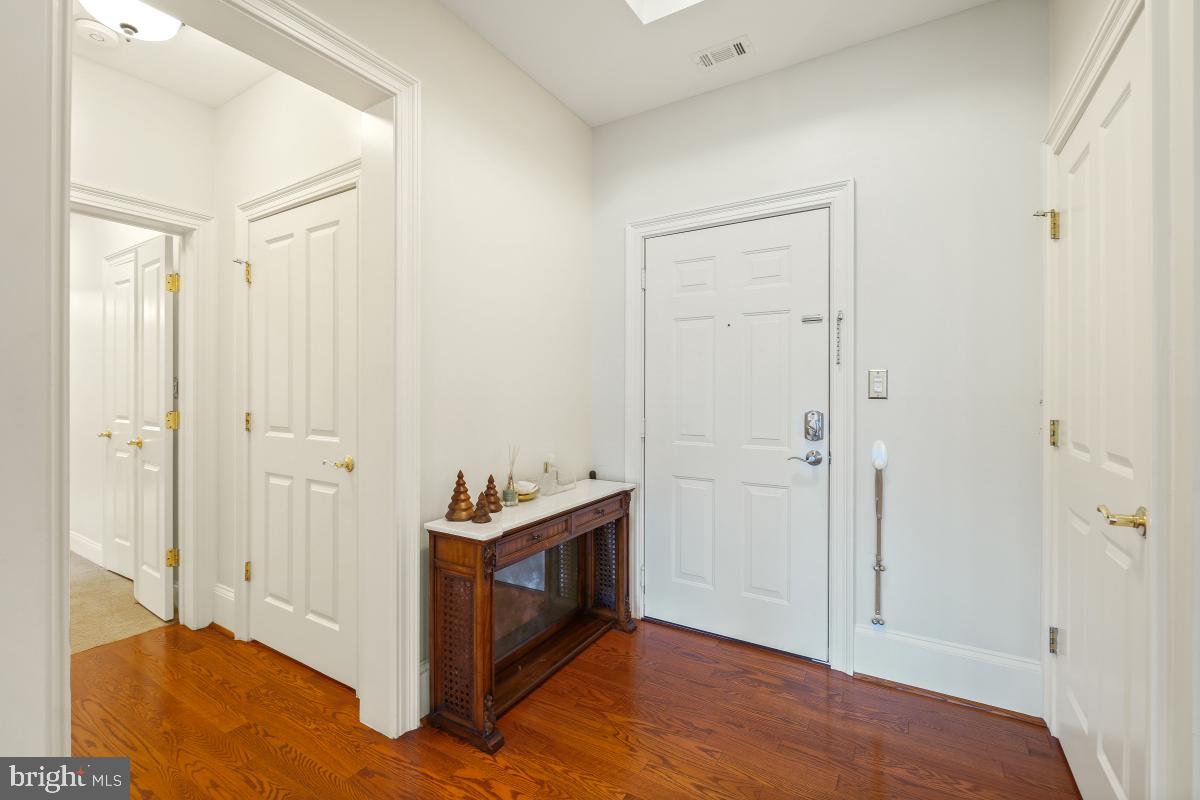 STRATHMORE PARK - Residential