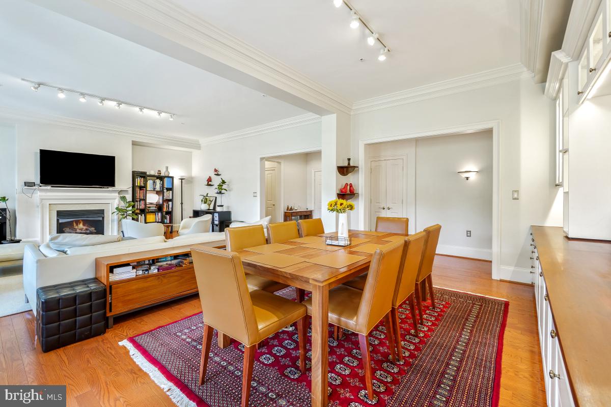 STRATHMORE PARK - Residential