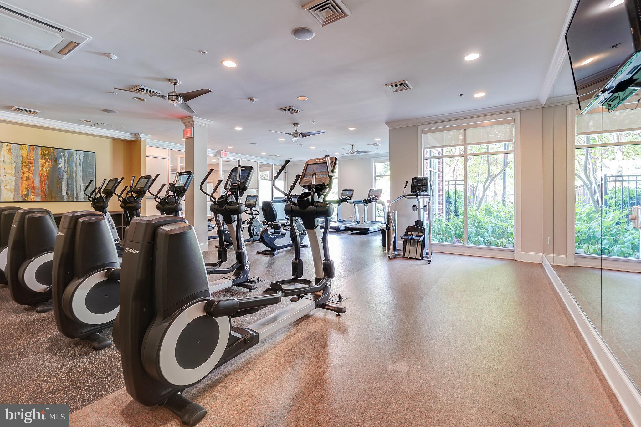 STRATHMORE PARK - Residential