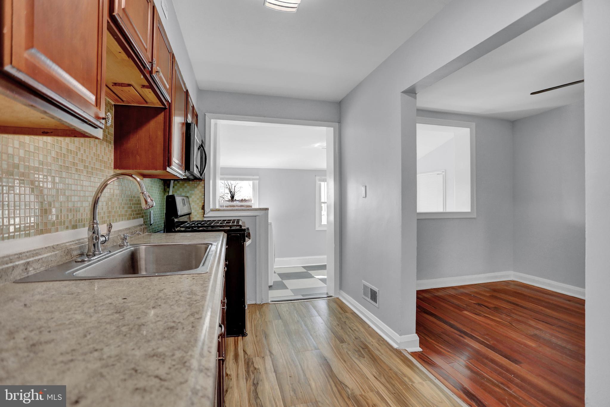 O'DONNELL HEIGHTS - Residential Lease