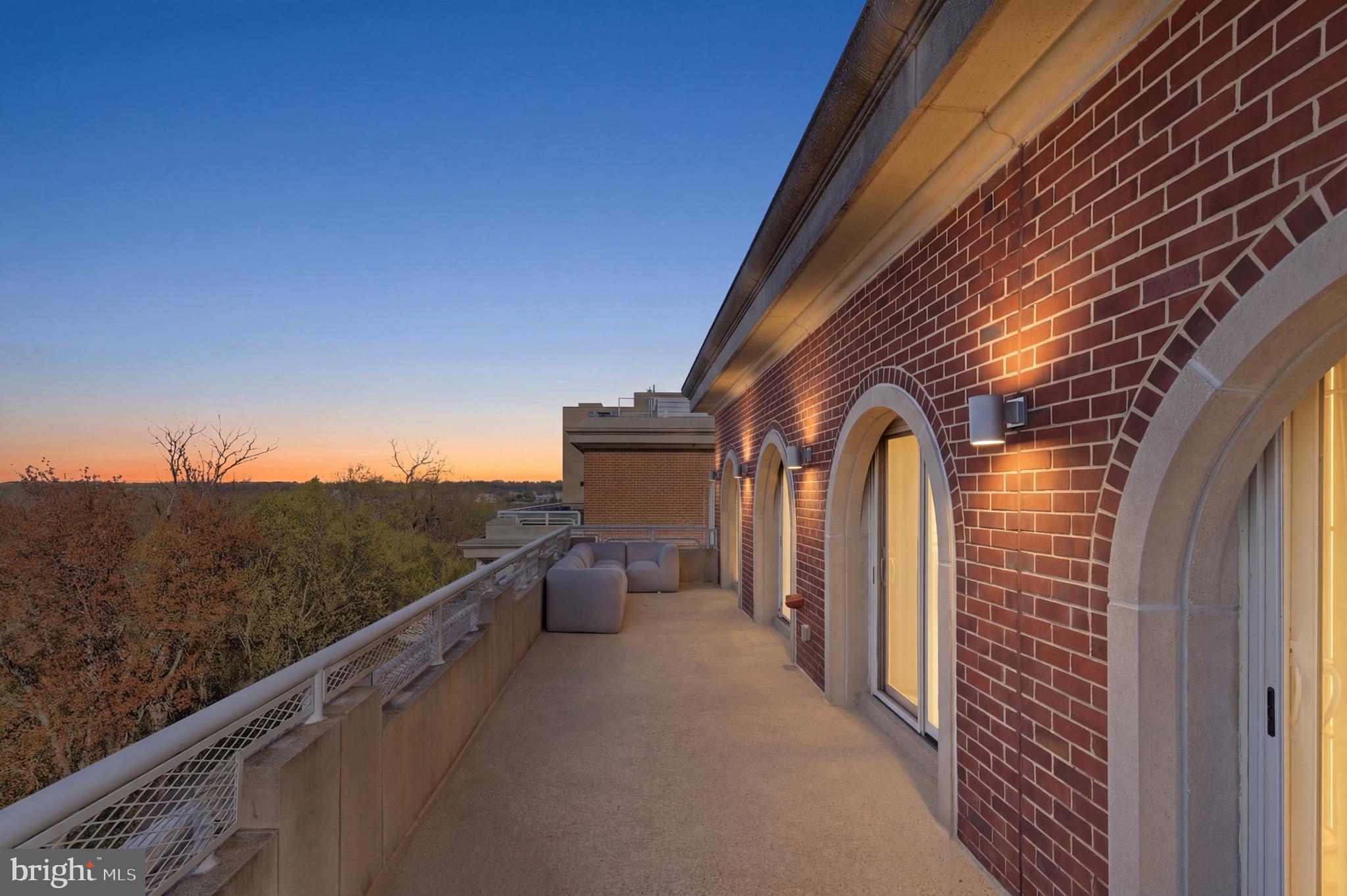 OLD TOWN NORTH - Residential