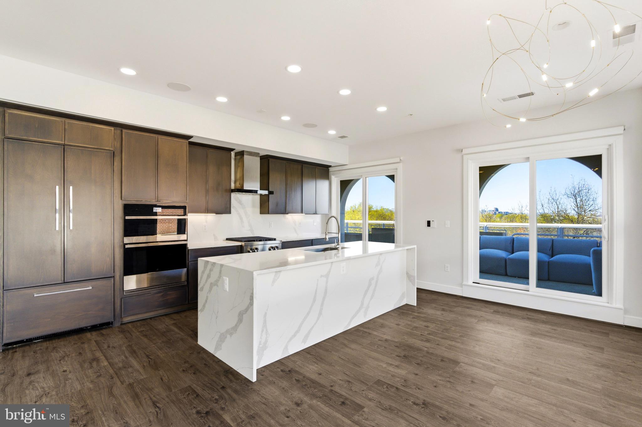 OLD TOWN NORTH - Residential