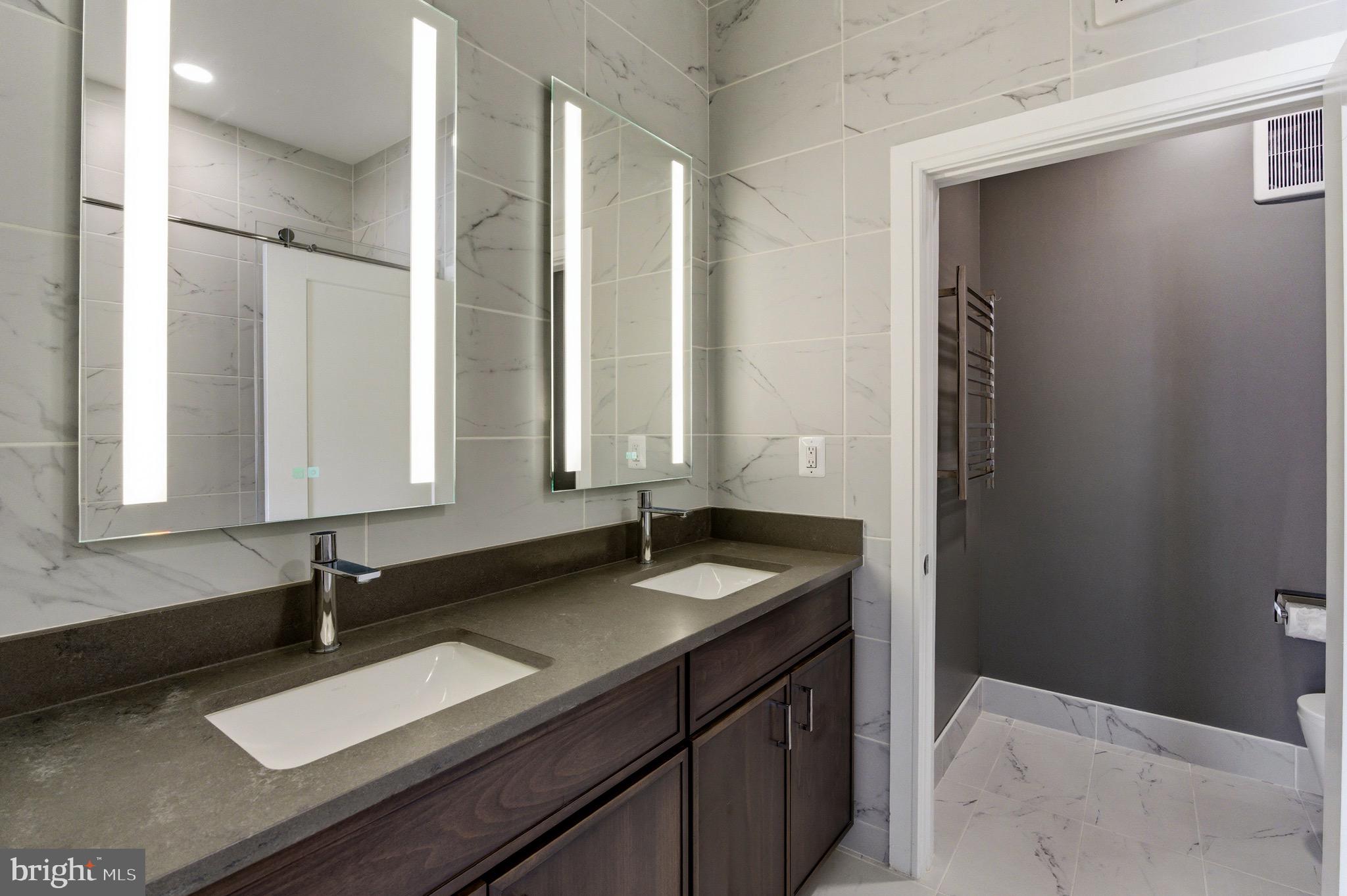 OLD TOWN NORTH - Residential