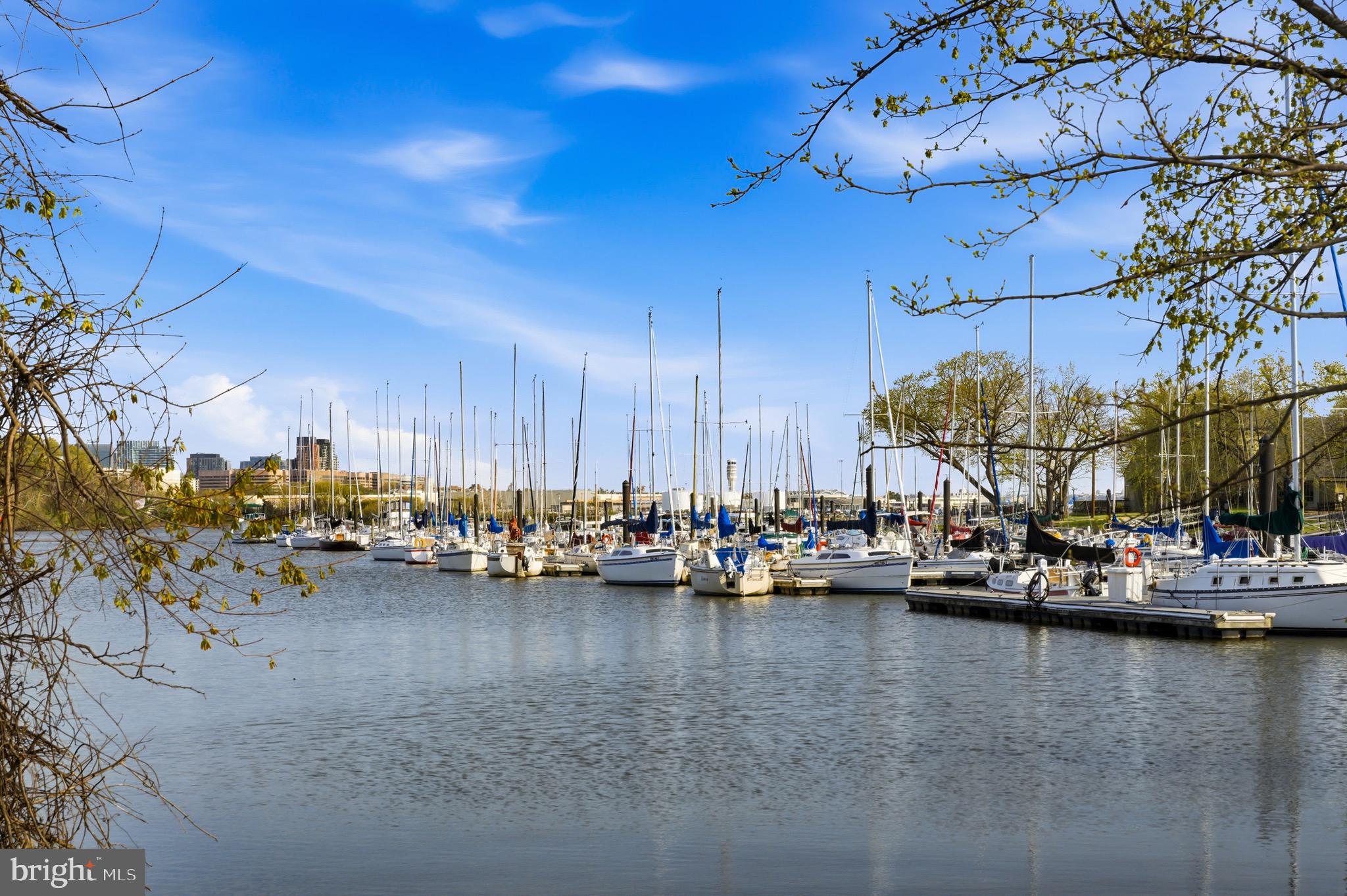 OLD TOWN NORTH - Residential