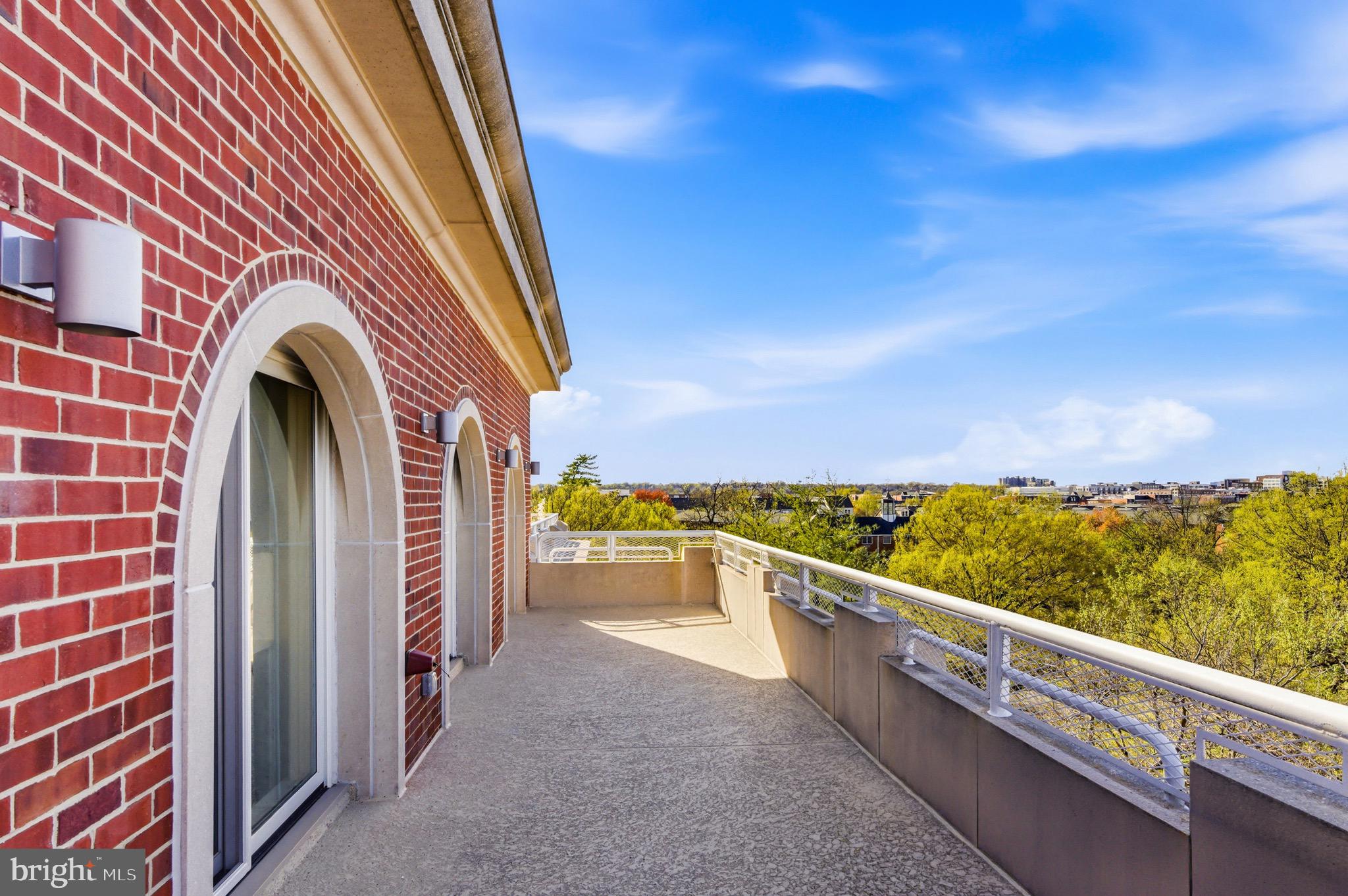 OLD TOWN NORTH - Residential