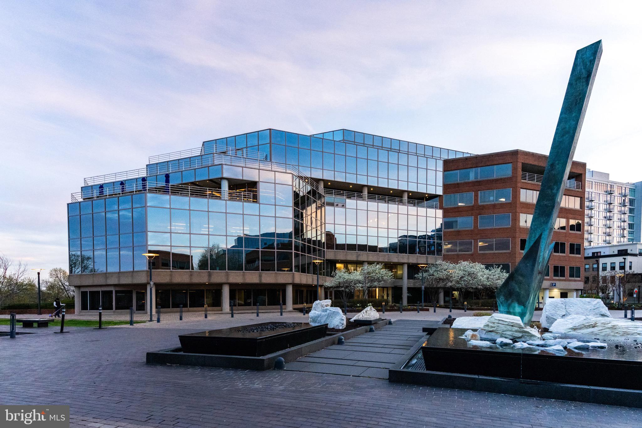 OLD TOWN NORTH - Residential