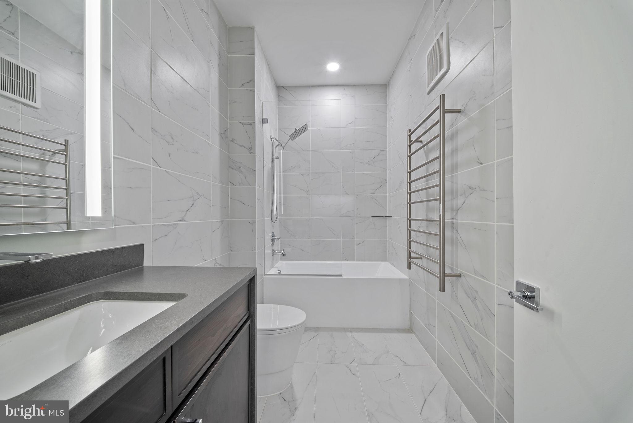 OLD TOWN NORTH - Residential