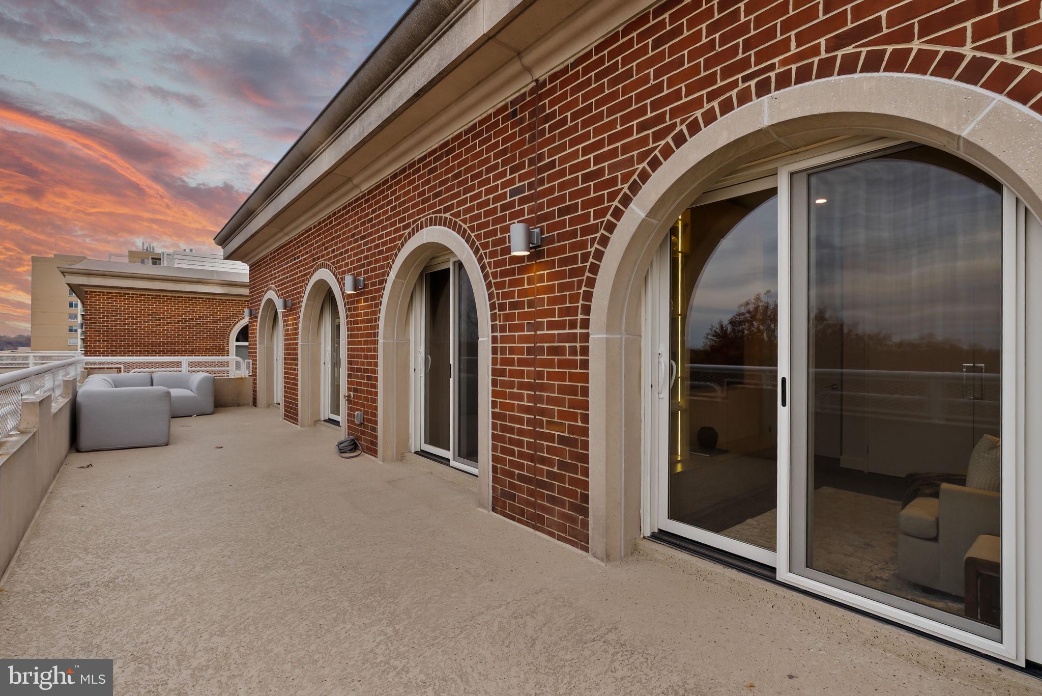 OLD TOWN NORTH - Residential