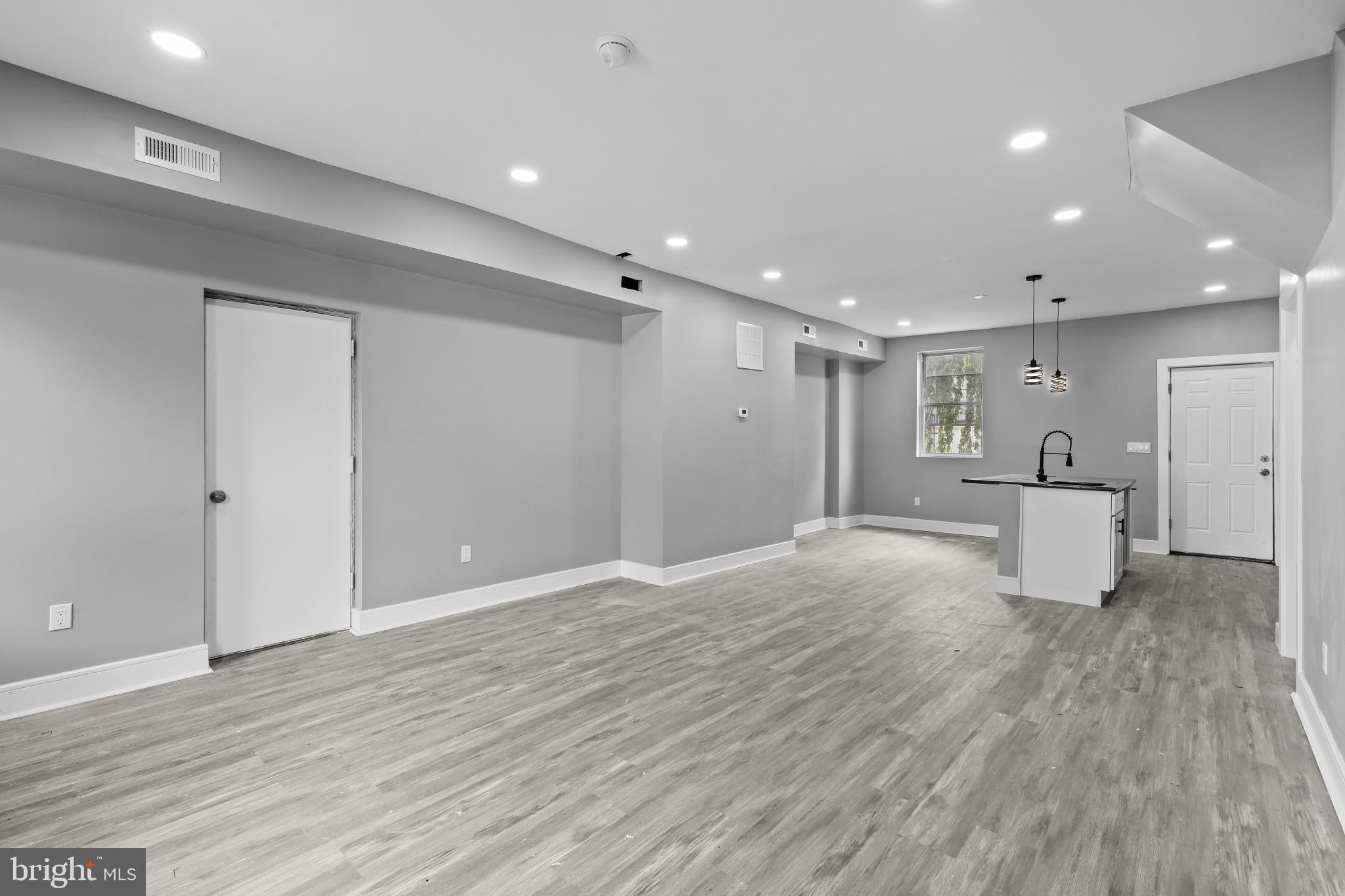 4029 BOARMAN AVENUE