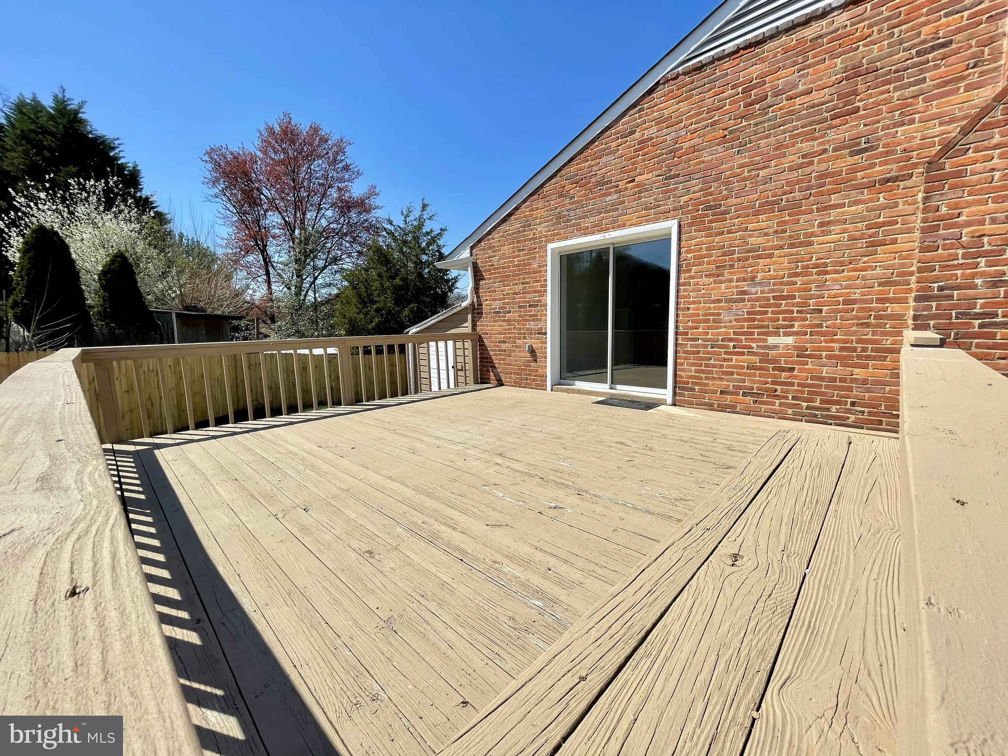 PARKLAWN - Residential Lease