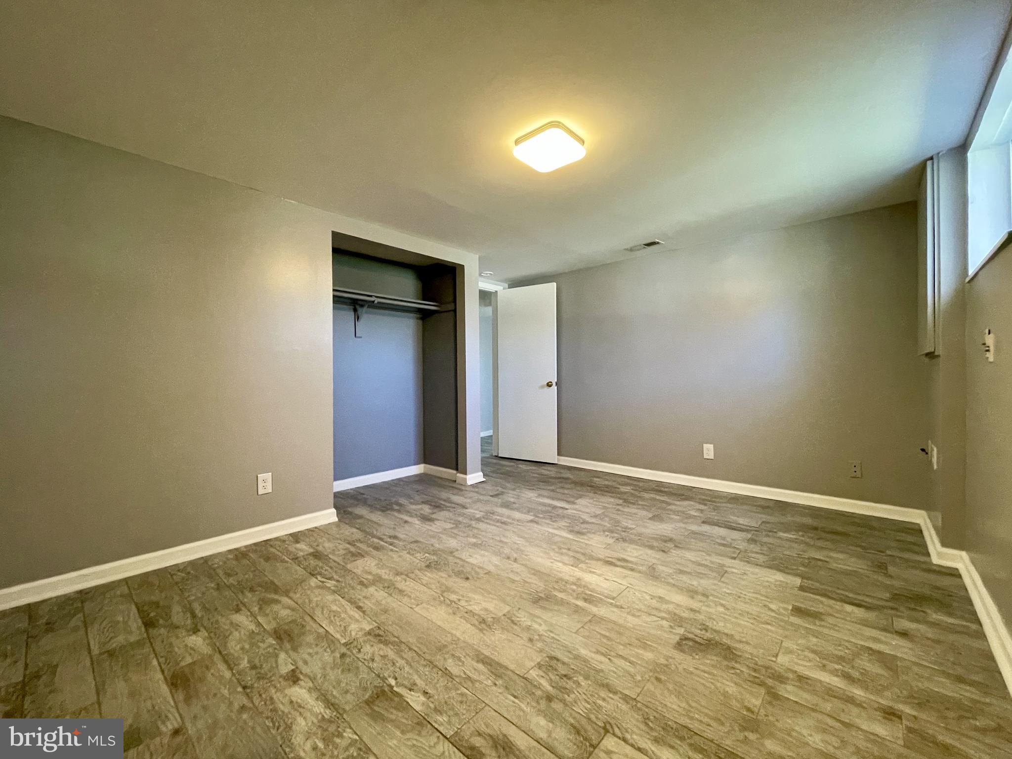 PARKLAWN - Residential Lease