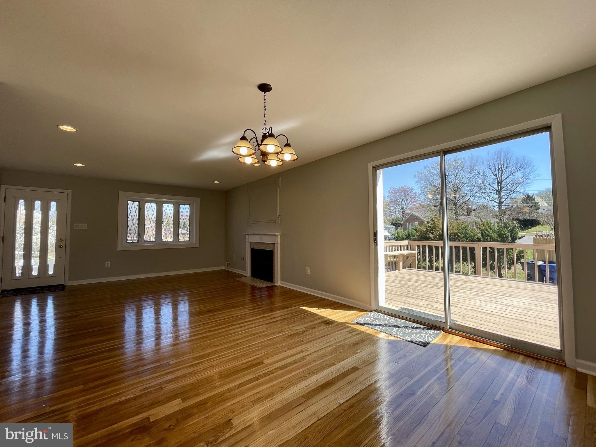 PARKLAWN - Residential Lease