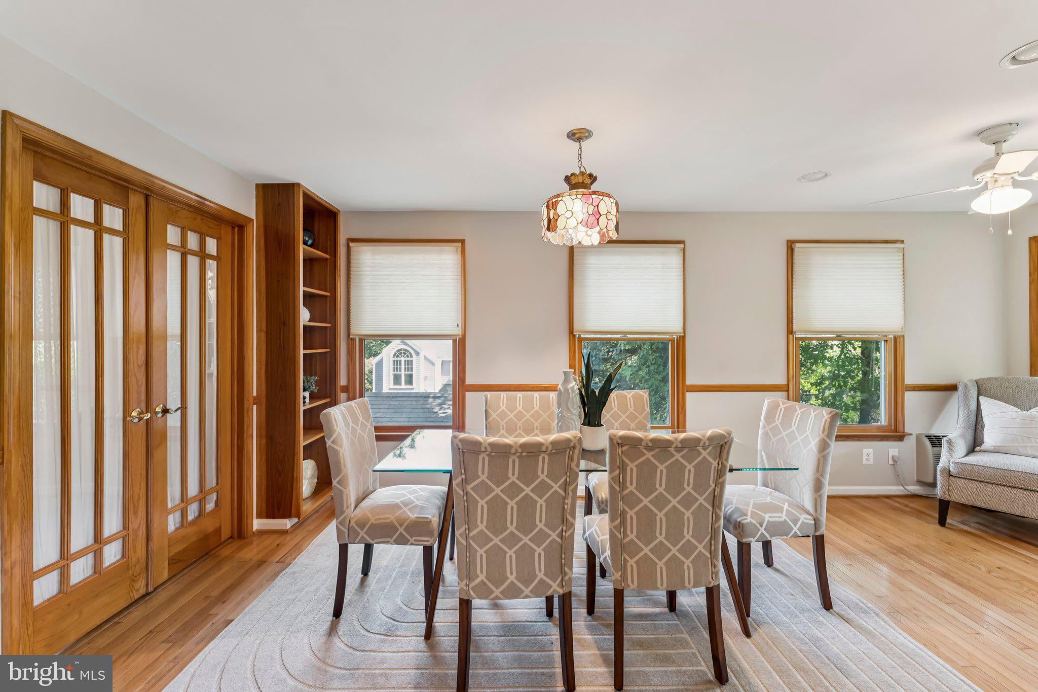 WAVERLY HILLS - Residential