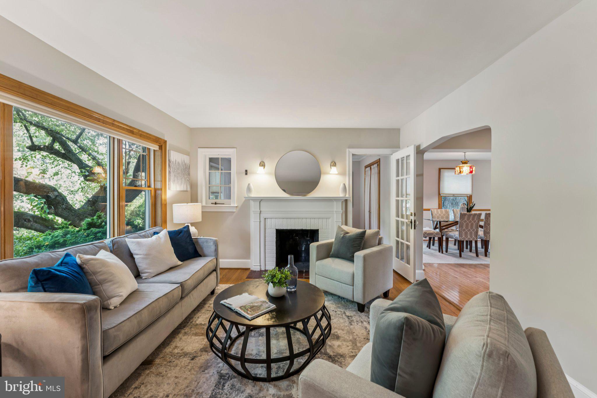 WAVERLY HILLS - Residential