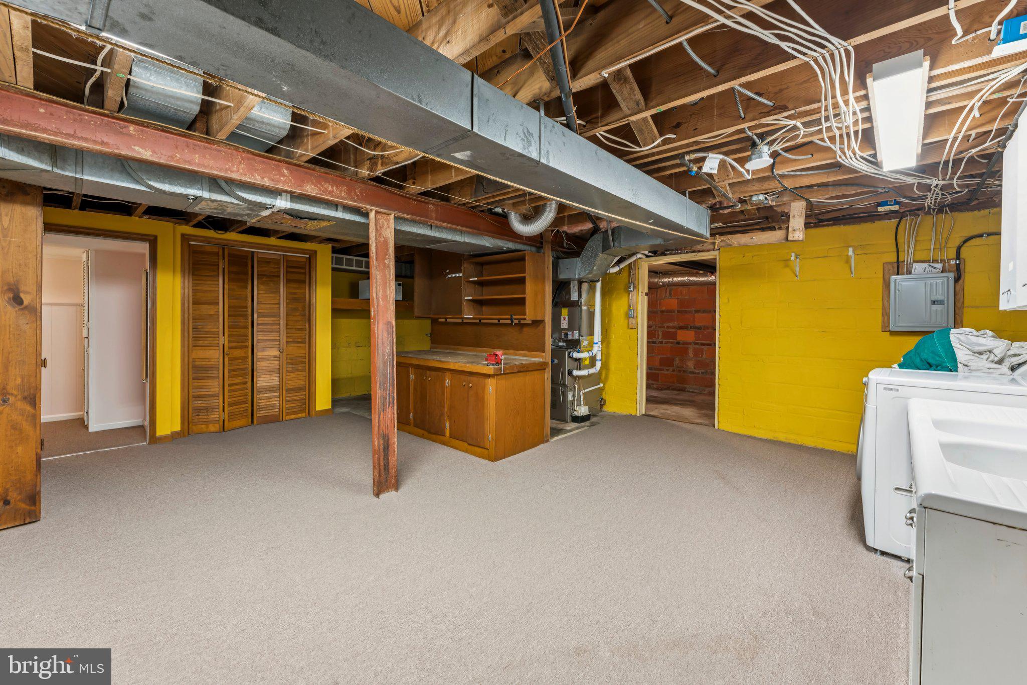 WAVERLY HILLS - Residential